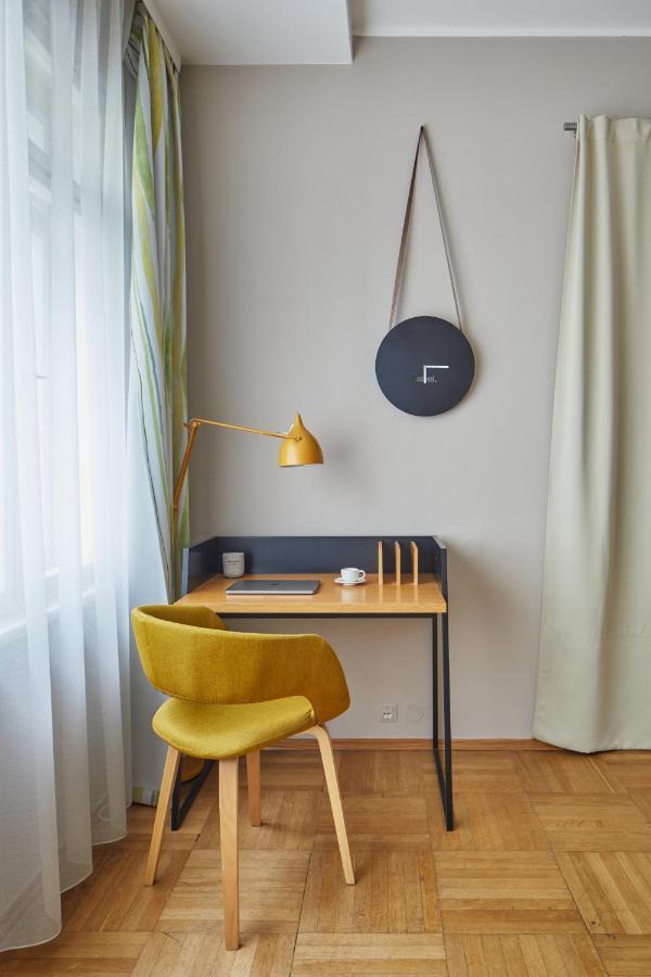 Prague Days - Modern Apt W Retro Elements - New Town Praga Exterior foto